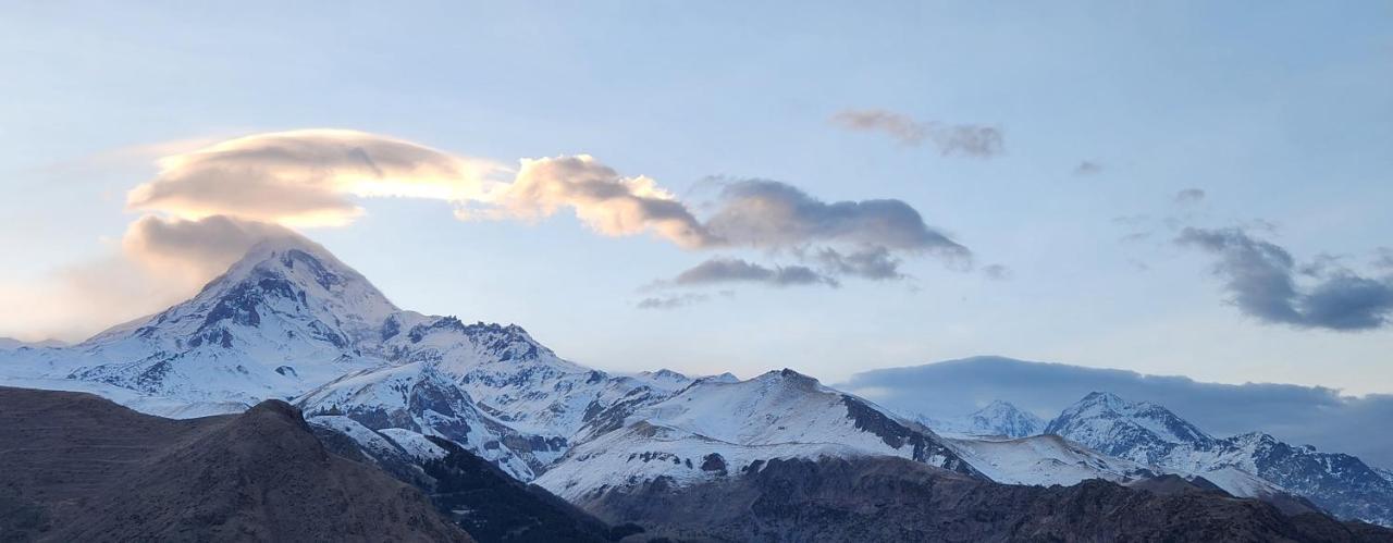 Kazbegi Targmani Cottages Exterior photo